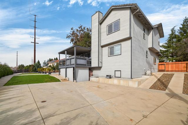 504 Del Monte Ct, El Dorado Hills, CA 95762