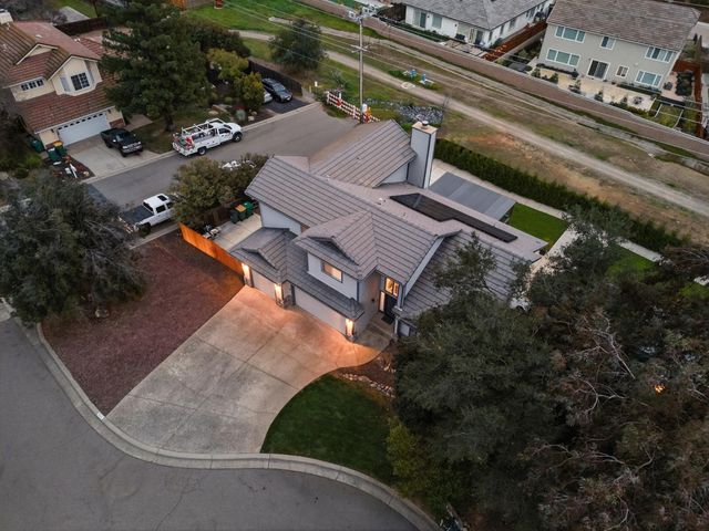 504 Del Monte Ct, El Dorado Hills, CA 95762