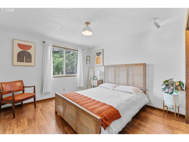 990 Sw 191ST Ct, Beaverton, OR 97003