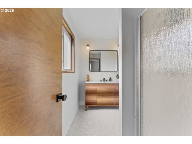 990 Sw 191ST Ct, Beaverton, OR 97003