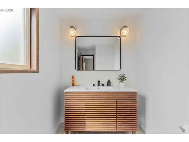 990 Sw 191ST Ct, Beaverton, OR 97003