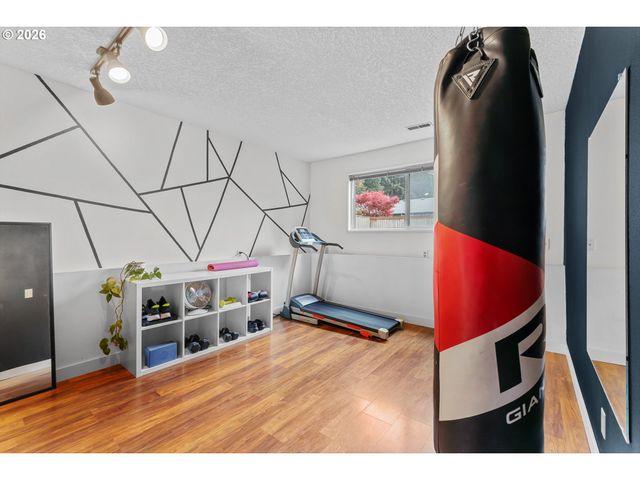 990 Sw 191ST Ct, Beaverton, OR 97003