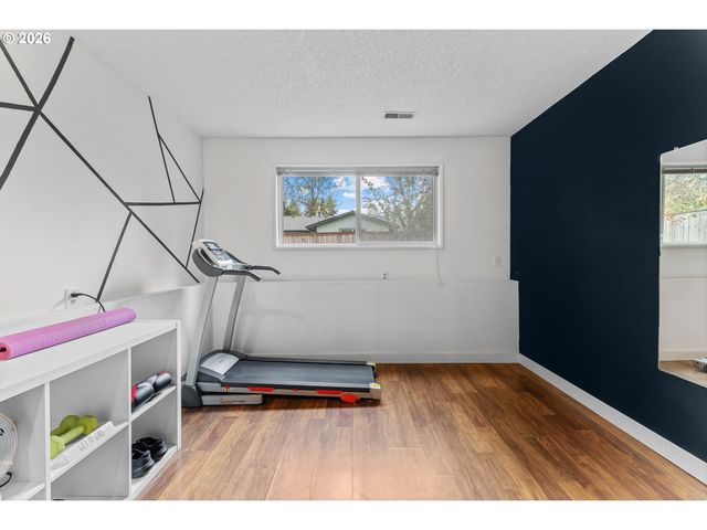 990 Sw 191ST Ct, Beaverton, OR 97003