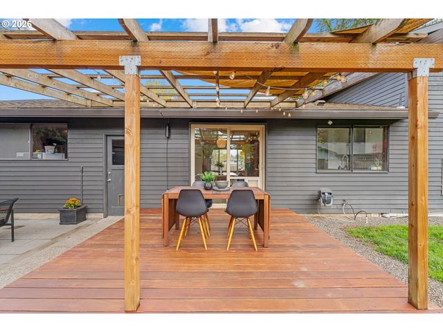 990 Sw 191ST Ct, Beaverton, OR 97003