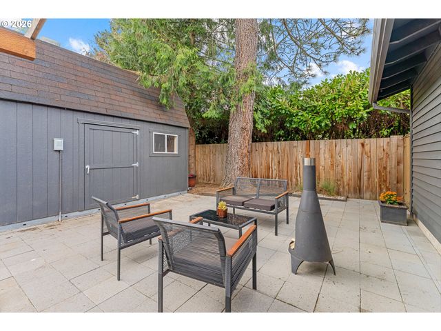 990 Sw 191ST Ct, Beaverton, OR 97003