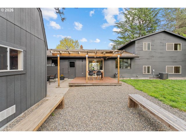 990 Sw 191ST Ct, Beaverton, OR 97003