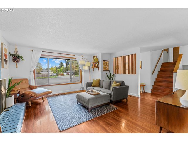 990 Sw 191ST Ct, Beaverton, OR 97003