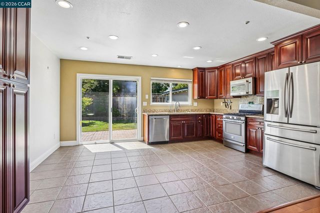 3903 Silver Oaks Way, Livermore, CA 94550