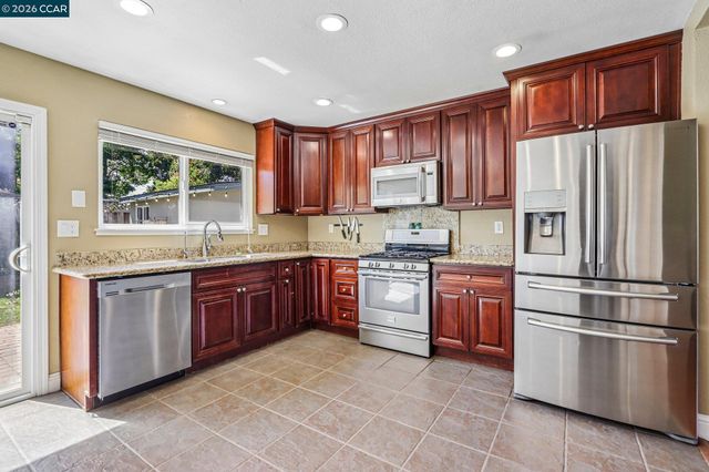 3903 Silver Oaks Way, Livermore, CA 94550