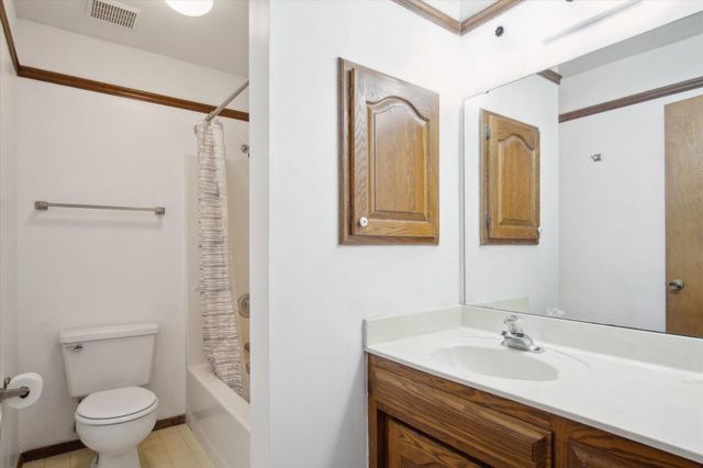 1228 W Maplewood Street, Springfield, MO 65807