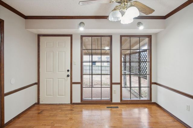 1228 W Maplewood Street, Springfield, MO 65807