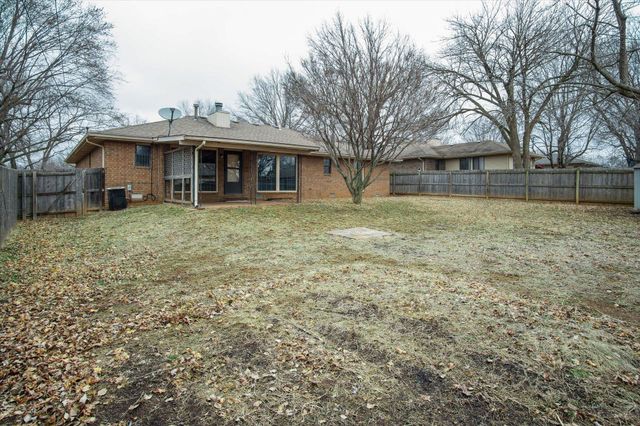 1228 W Maplewood Street, Springfield, MO 65807