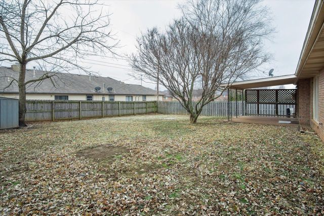 1228 W Maplewood Street, Springfield, MO 65807
