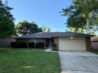 1228 W Maplewood Street, Springfield, MO 65807