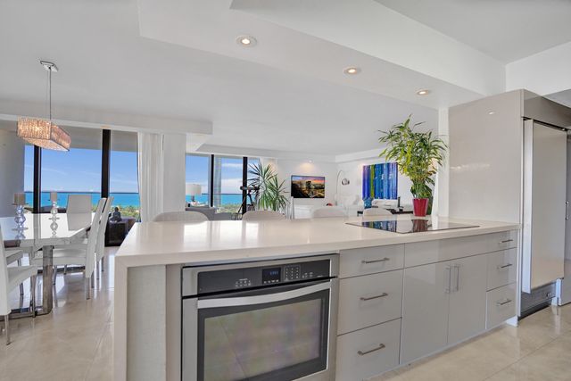 19707 Turnberry Way 18j, Aventura, FL 33180