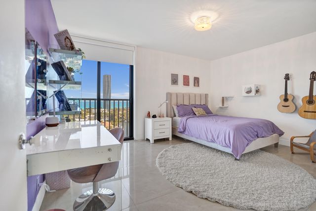 19707 Turnberry Way 18j, Aventura, FL 33180