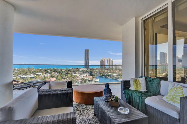 19707 Turnberry Way 18j, Aventura, FL 33180