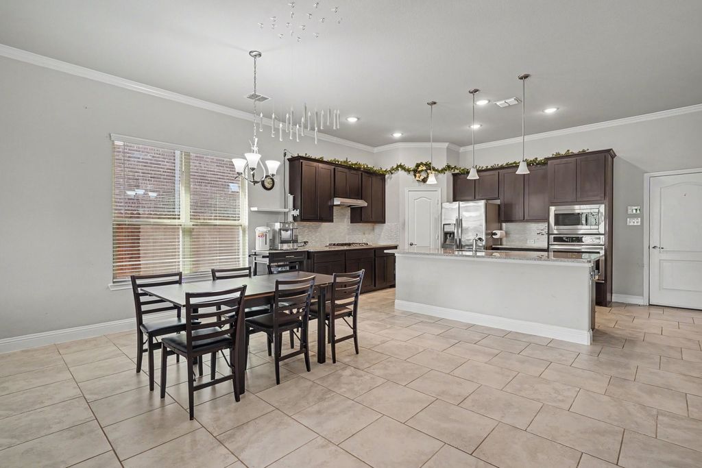 646 Harris Ridge Drive, Arlington, TX 76002 — photo 3
