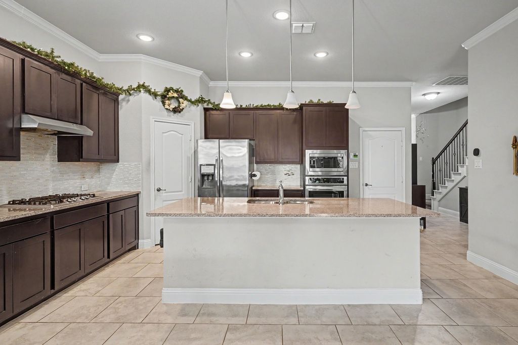 646 Harris Ridge Drive, Arlington, TX 76002 — photo 4