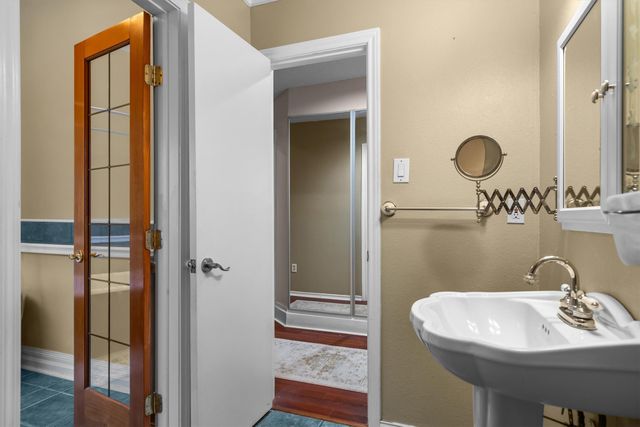 1859 Amber Lane, Carrollton, TX 75007