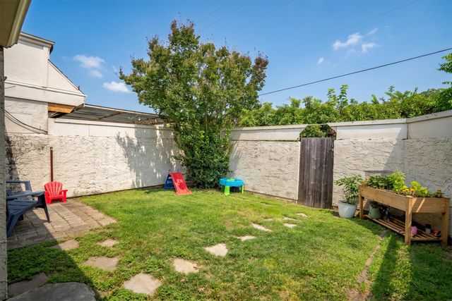 1859 Amber Lane, Carrollton, TX 75007
