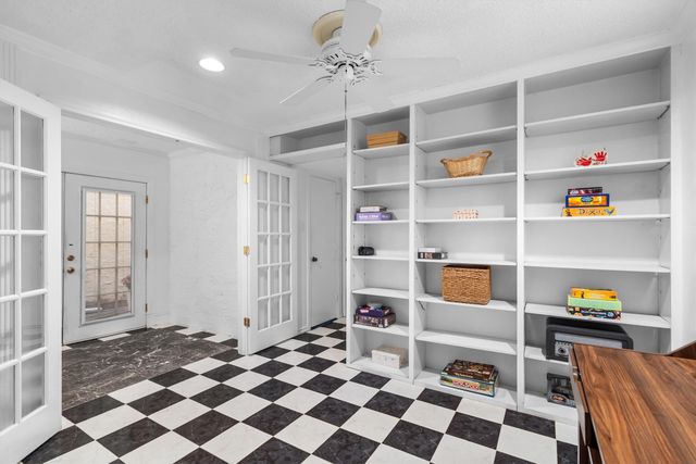 1859 Amber Lane, Carrollton, TX 75007
