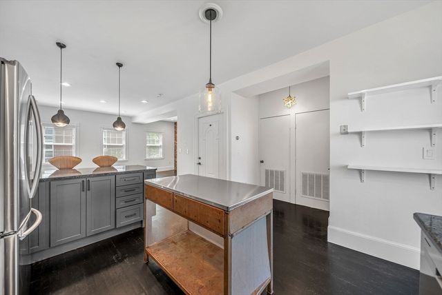 256 Bowen 2, Boston, MA 02127
