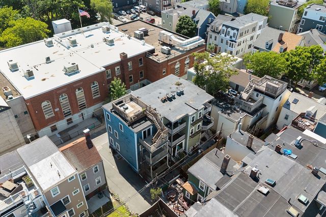 256 Bowen 2, Boston, MA 02127