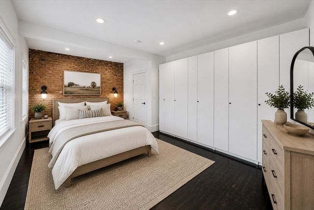 256 Bowen 2, Boston, MA 02127