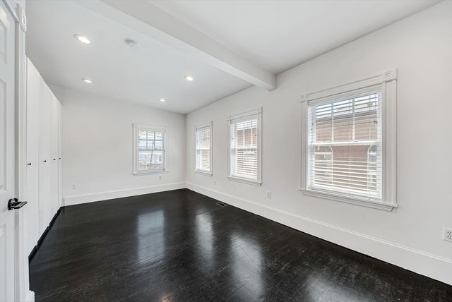 256 Bowen 2, Boston, MA 02127
