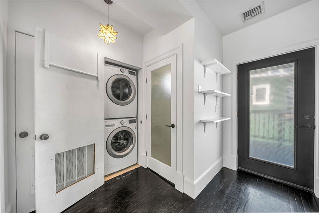256 Bowen 2, Boston, MA 02127