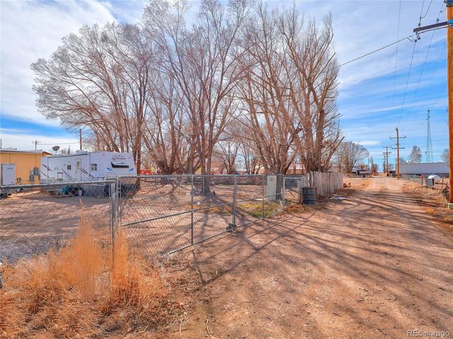 614-618 Main Street, Blanca, CO 81123