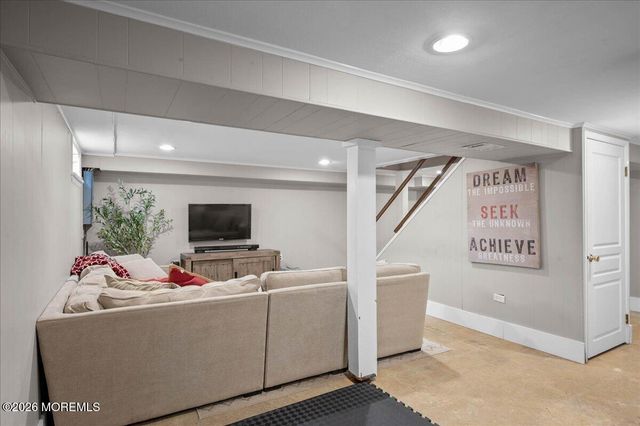 47 Mclean Street, Red Bank, NJ 07701