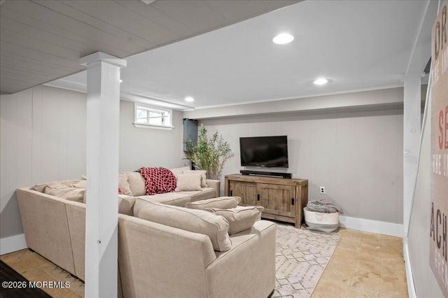 47 Mclean Street, Red Bank, NJ 07701