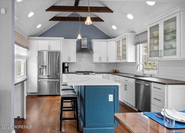 47 Mclean Street, Red Bank, NJ 07701