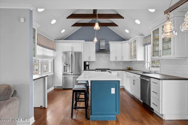 47 Mclean Street, Red Bank, NJ 07701