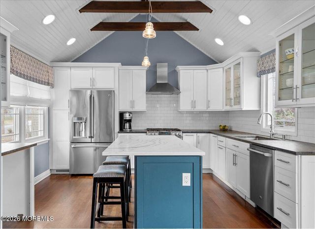 47 Mclean Street, Red Bank, NJ 07701