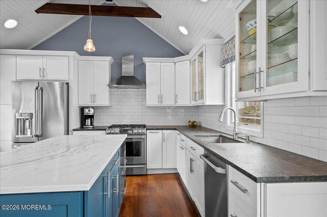 47 Mclean Street, Red Bank, NJ 07701