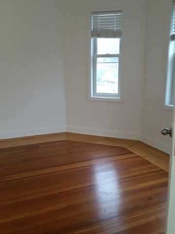 522 Saratoga St 2, Boston, MA 02128