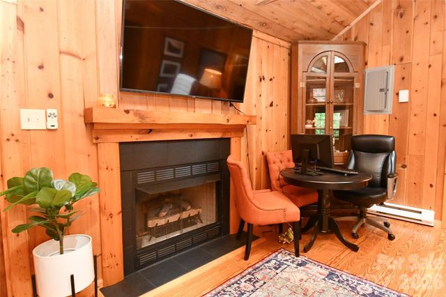 33 Tennis Court Road, Burnsville, NC 28714