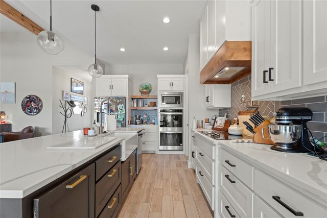 2041 Carrie Court, Weatherford, TX 76088