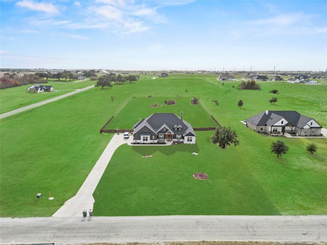 2041 Carrie Court, Weatherford, TX 76088