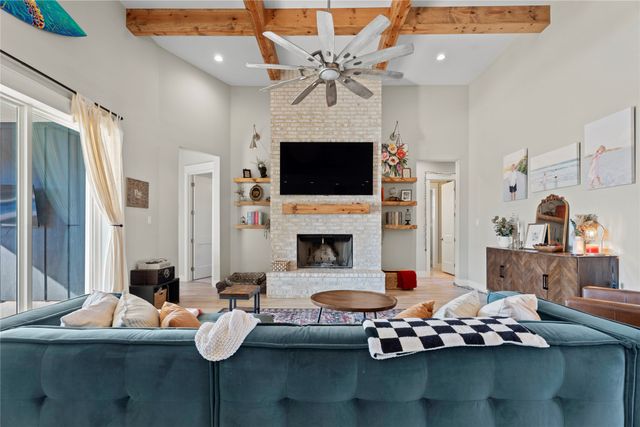 2041 Carrie Court, Weatherford, TX 76088