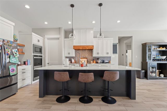 2041 Carrie Court, Weatherford, TX 76088