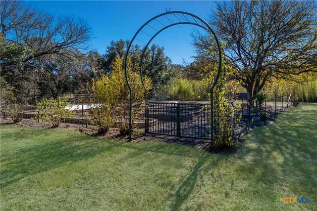 130 Mallard Drive, Boerne, TX 78006