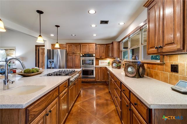 130 Mallard Drive, Boerne, TX 78006