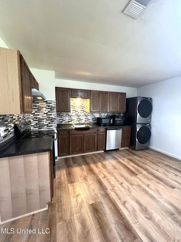 325 Ferguson Avenue, Long Beach, MS 39560