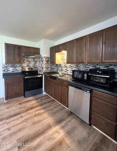 325 Ferguson Avenue, Long Beach, MS 39560