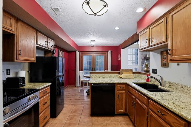 4709 Shireton Court, Indianapolis, IN 46254