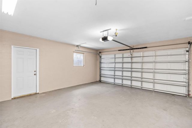 10472 ORANGE BLOSSOM LANE, Seminole, FL 33772